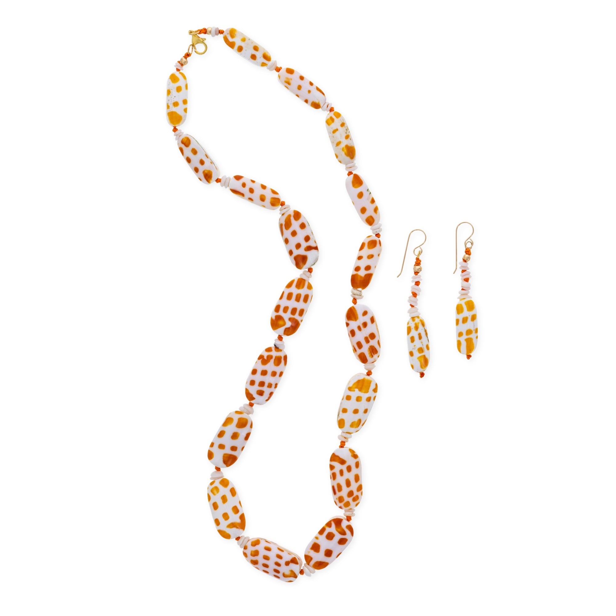 Pūpū Pīhopa Lei & Earrings